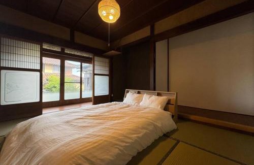 Sekigahara-cho Apartamento | 関ケ原の広々貸切古民家,自然豊か,周辺見所満載,駐車場3台有