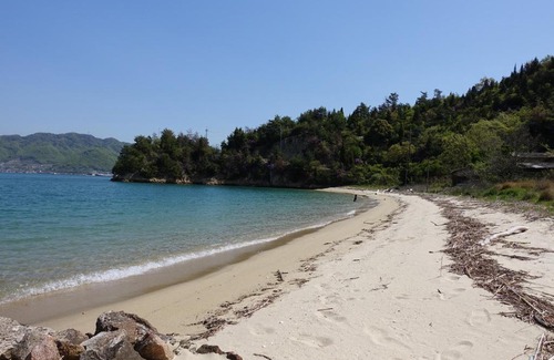 Ochi-gun Hotel | 離島-宿navelの学校-三原港から船で14分