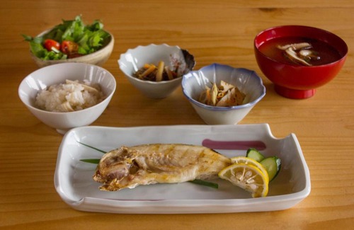 Ochi-gun Hotel | 離島-宿navelの学校-三原港から船で14分