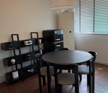 Seolcheon-myeon Apartamento | 강남구 논현동 신규 숙소 #9호선 언주역 1분거리 #투룸 #6인가능