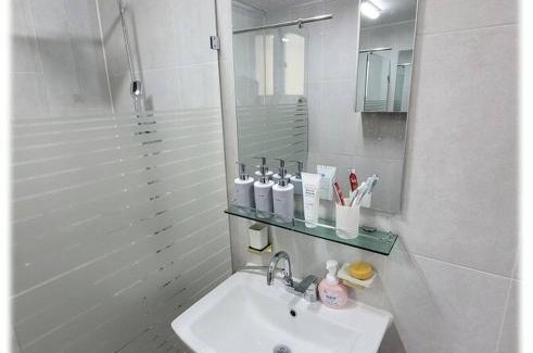 Wonju Casa | 꽃길만 걷는 집ㅡ방3ㅡ침대6개