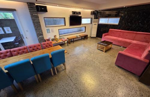 Luzon Villa | 리젠시 풀빌라