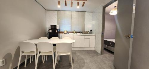 Yeonnam-dong Apartamento | 매일, Hongdae Art house