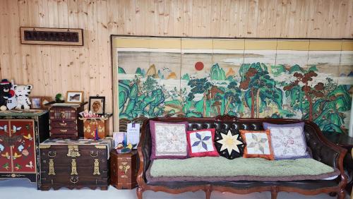 Andong Casa | 안동한옥 Shine Wolyeong