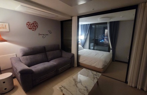 Yeosu Casa | 여수숙박#신축#신규숙소#국동유탑유블레스 724호-호텔급 침대,리클라이너쇼파