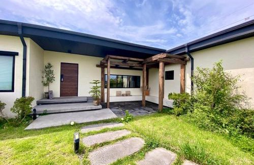 Pyoseon Villa | 오를 Orle