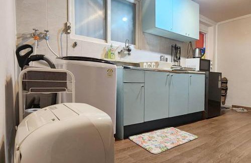 Sinchon-dong Apartamento | 창천동 The Art House #Yeontral park #5min to Hongdae stn