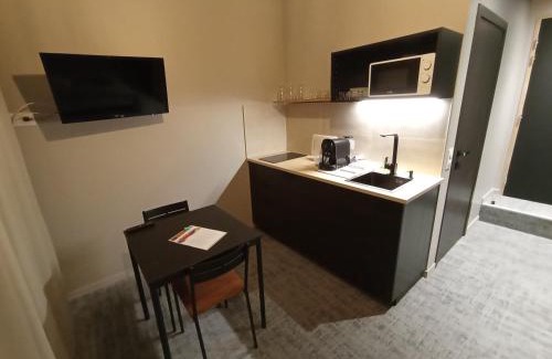 Centre Deux Apartamento | 0000Le 12 studio neuf wifi app 09