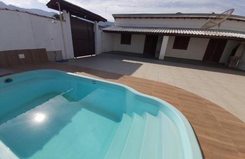 Maranduba Chalet De Esquí | 0006.02 - Maranduba - Chalé - 1 Dorm - 5 Pess - 3 Quadras Do Mar - Piscina Coletiva - WIFI