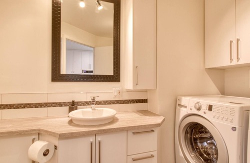 Duberger-Les Saules Apartamento | 012- Large 2 bedroom apt on 2 floors with parking and air conditioning