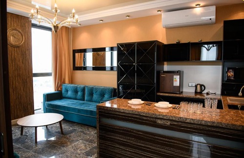Ufa Apartamento | 01411а Верхняя Торговая Residence Трехкомнатные апартаменты с Джакузи и Панорамным видом