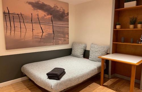 Cret de Roc Apartamento | 018 CHIC & COSY F1 41m2 HYPERCENTRE WIFI SMART TV NETFLIX