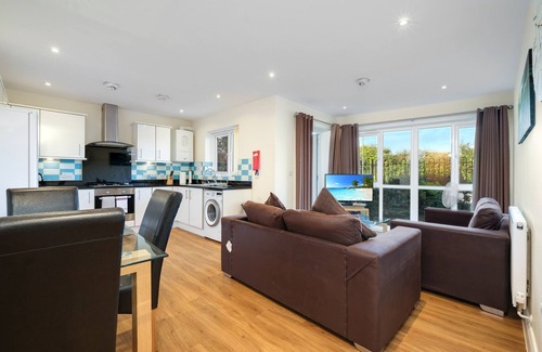 Stanwell Apartamento | 2 - London Heathrow Living Serviced Apartments by Ferndale - Apt 02