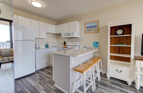 Carolina Beach Condominio | 0204 Seaside Sanctuary by Atlantic Towers