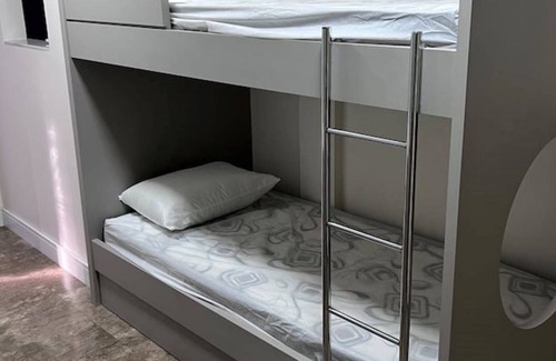 Morretes Casa | Duplex 03 bedrooms, foot in the sand and renovated!