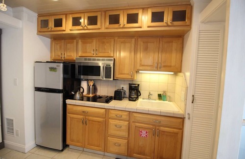 Survey Creek Apartamento | 03 Cute & Cozy Studio on Beachfront Property