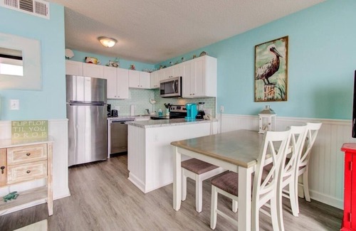 Wilmington Beach Condominio | 0306 Oceanfront Oasis by Atlantic Towers