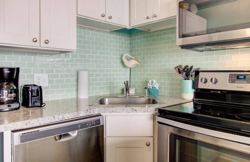 Wilmington Beach Condominio | 0306 Oceanfront Oasis by Atlantic Towers