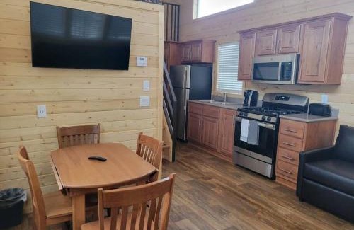 Valle Casa | 037 Tiny Home nr Grand Canyon South Rim Sleeps 8