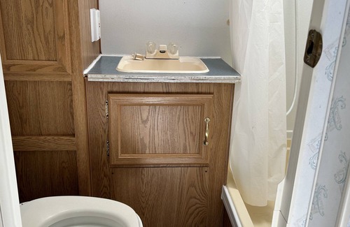 Stokes Bay Casa | #06 Quaint tiny living quarters on the water!