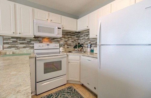 Wilmington Beach Condominio | 0714 Wavy Daze by Atlantic Towers