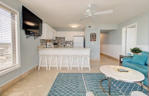 Wilmington Beach Condominio | 0714 Wavy Daze by Atlantic Towers