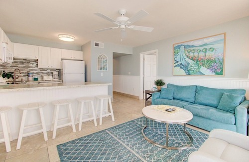 Wilmington Beach Condominio | 0714 Wavy Daze by Atlantic Towers