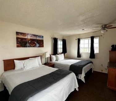 Valle Casa | 071B Private Studio near Grand Canyon South Rim Sleeps 6- No Kitchen