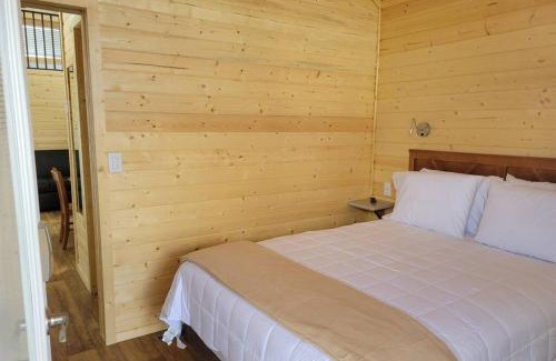 Valle Chalet De Esquí | 076 Tiny Home nr Grand Canyon South Rim Sleeps 8