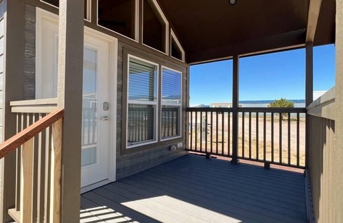 Valle Chalet De Esquí | 081 Tiny Home near Grand Canyon South Rim Sleeps 8