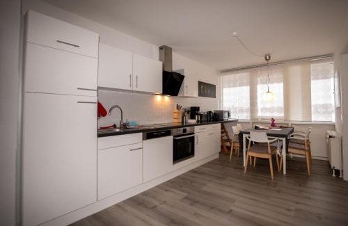 Innenhafen Apartamento | 089 Fewo Skyline direkte Strandla