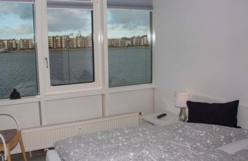 Innenhafen Apartamento | 089 Fewo Skyline direkte Strandla