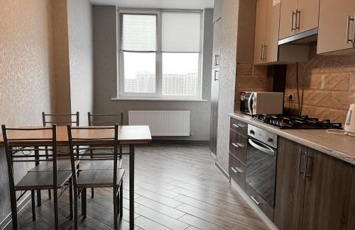 Lesniki Apartamento | 093 квартира ЖК Щасливий, укриття в комплексі
