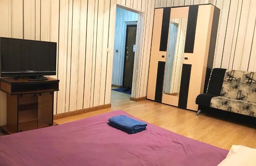 Surgut Apartamento | 1ком возле тц АУРА