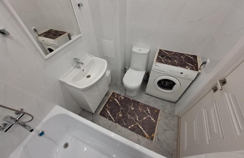 Almaty District Apartamento | 1-комнатная квартира, 40 м², 5/9 этаж посуточно, Игишева 18. Все необходимые предметы для комфортного проживания