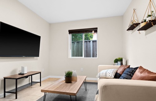 Santa Clara Cabaña | 1/1 ADU w/ Fast Wi-Fi (Minutes from Levi Stadium!)