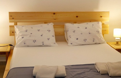 Datca City Center Apartamento | 1+1 Bahçeli, deniz ve şehir manzaralı daire