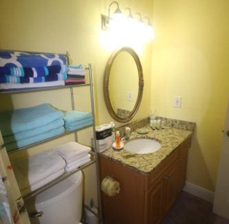 Gulf Gate Estates Apartamento | 1/1 bed&bath condos 5 min drive to Siesta