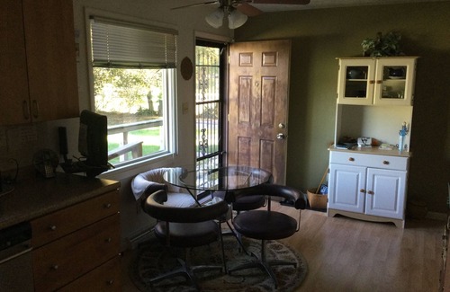 Niles Casa | 1/2 House 3 BR 1Bath w/Living RM Full Kitchen 12 Miles from ND