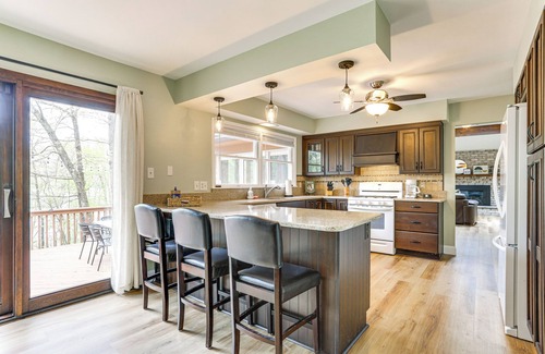 Lakeville Casa | 1/2 Mi to Boat Ramp: Lake Wallenpaupack Retreat!