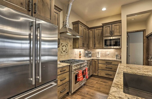 Golden Casa | 1/2 Mi to Dtwn: Golden Gem w/ Patios!