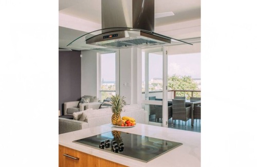 Frigate Bay Apartamento | #1-2BR Shalimar Vacation Luxurious corner Apartment