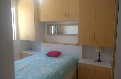 Campinas Apartamento | 1/4 bedroom apartment with garage and sea view