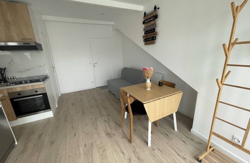 Noisy-le-Sec Apartamento | 1-4 person apartment, terrace and starry sky!
