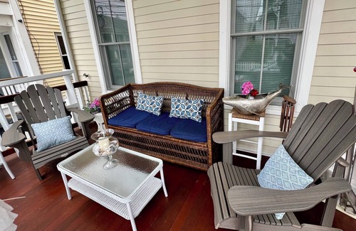 Ocean Grove Casa | 1.5 blocks to beach, sleeps 4, front porch & beach passes! Charming & spacious