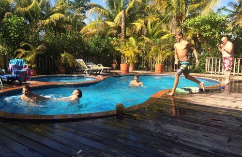 Cuyamel Casa | $ 1. 5 millones en Buena Vista Beachfront Estate - Su Resort privado con todo el personal