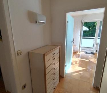 Oberdorla Apartamento | 1,5-Zi-Wohnung München Pasing mit TG-Stellplatz