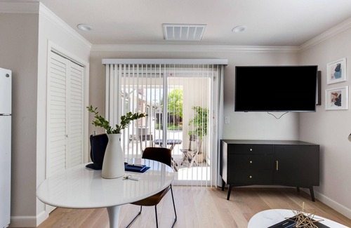 West San Jose Apartamento | 1.6 miles to apple office in Cupertino.