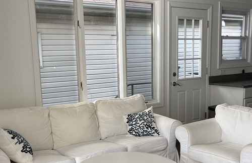 Long Beach Casa | 1-7 month rental! Charming beach house, newly renovated, mid Sept. till mid May
