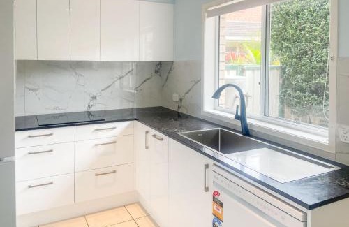 Fingal Bay Casa | 1 75 Rocky Point Road fantastic holiday home with